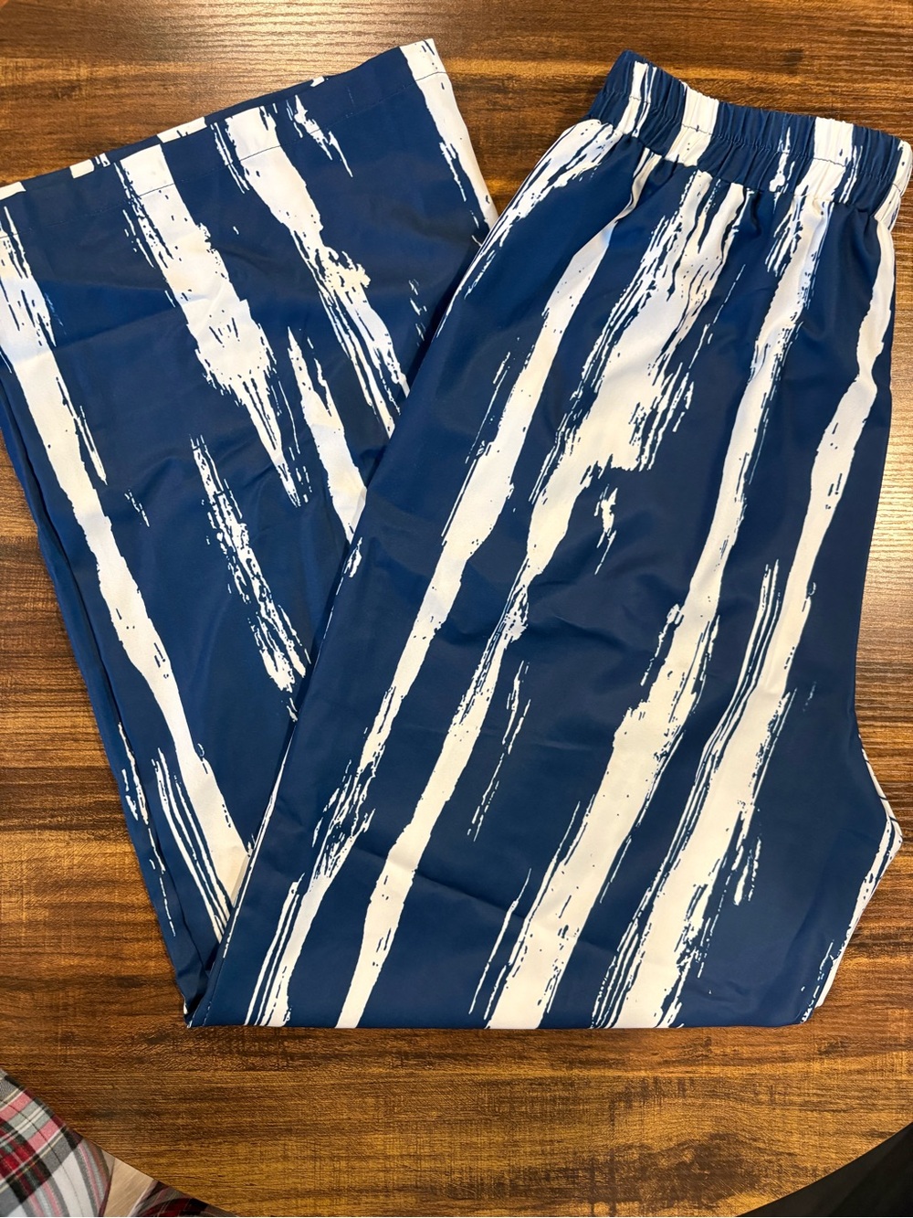 Elastic-Waist Wide Leg Pants in Navy & White Brush Stripe
